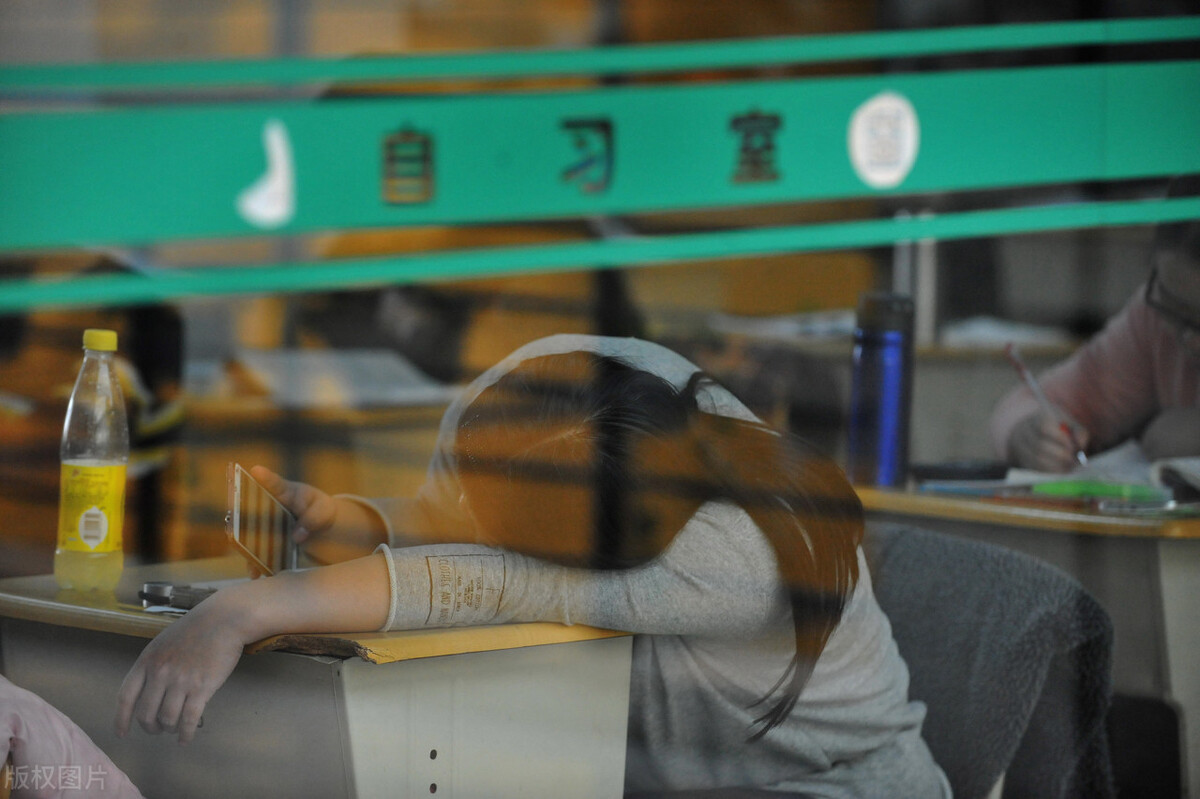 我，95后，开4家自习室月入3万，揭秘开自习室如何轻松赚到钱