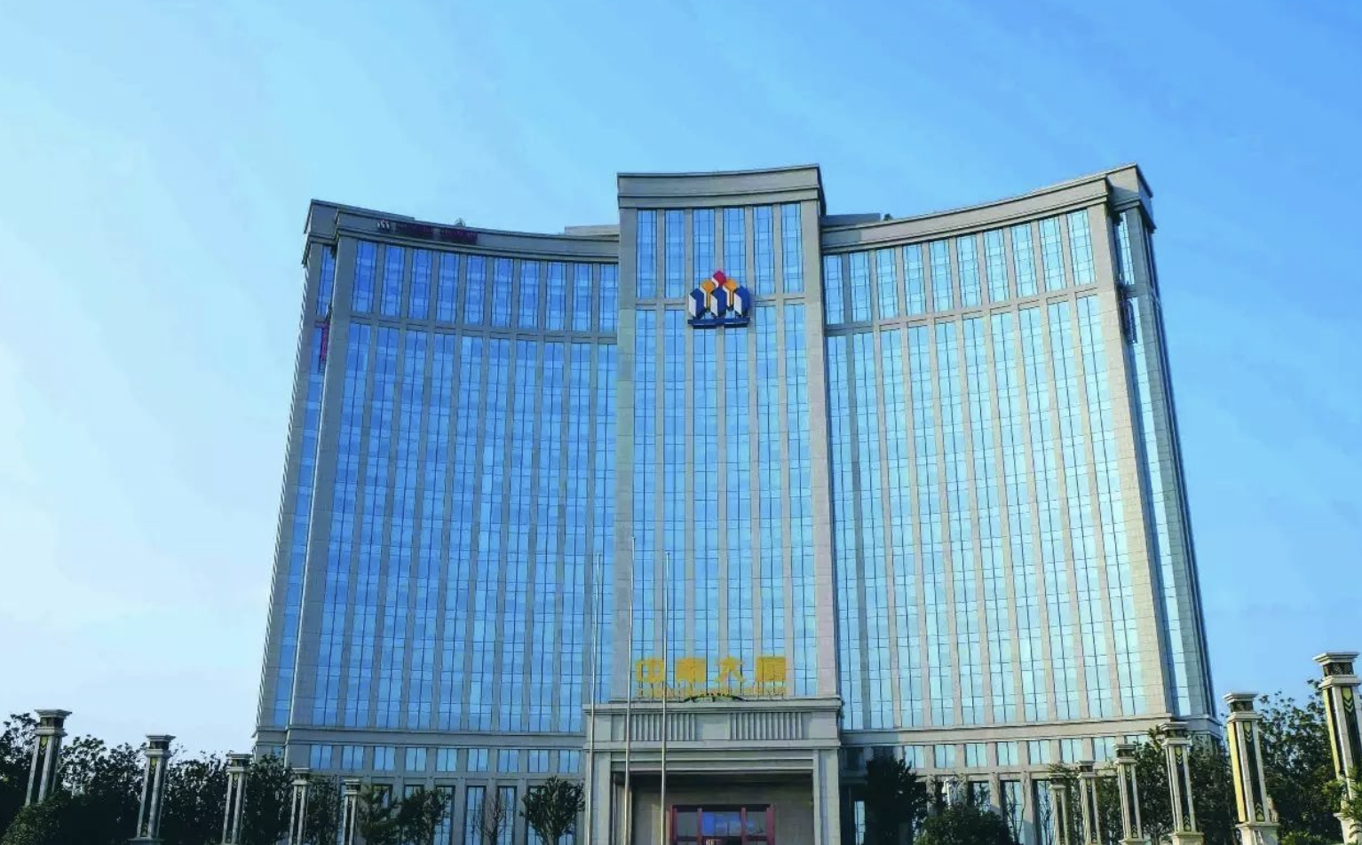 神秘的南通首富：从泥瓦匠逆袭为亿万富豪，做慈善捐了10亿