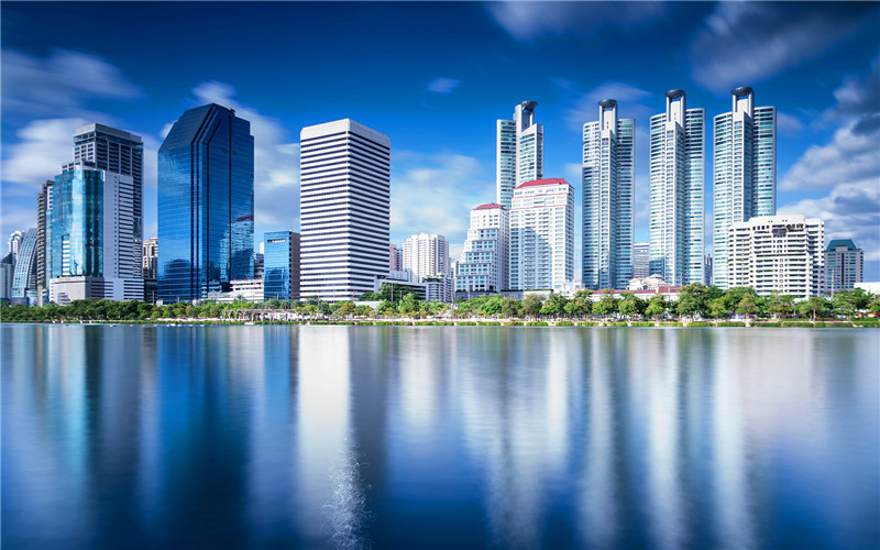 恒大怎么了？作为房地产一哥，为何会陷入债务危机？