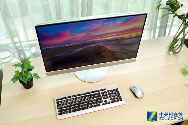 无边界高颜值微边框！联想致美一体机520评测