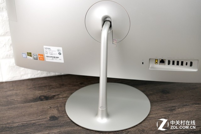 无边界高颜值微边框！联想致美一体机520评测