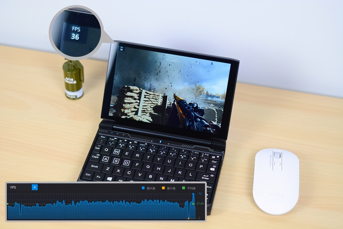 “小不点”游戏笔记本电脑评测：只有7英寸，跑分超92W