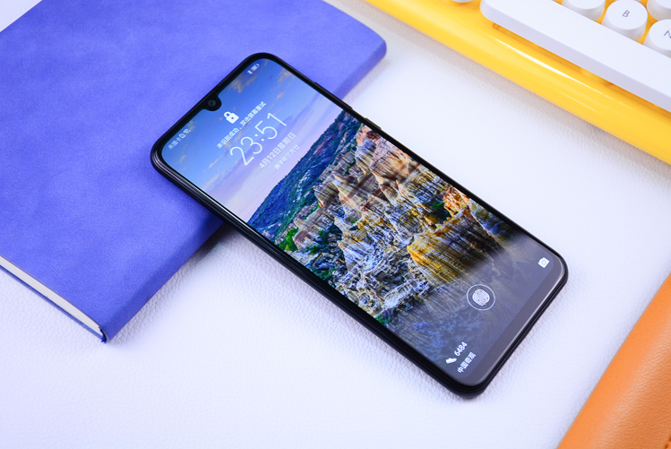 荣耀Play4T Pro评测：口碑炸裂背后，是倾尽所有