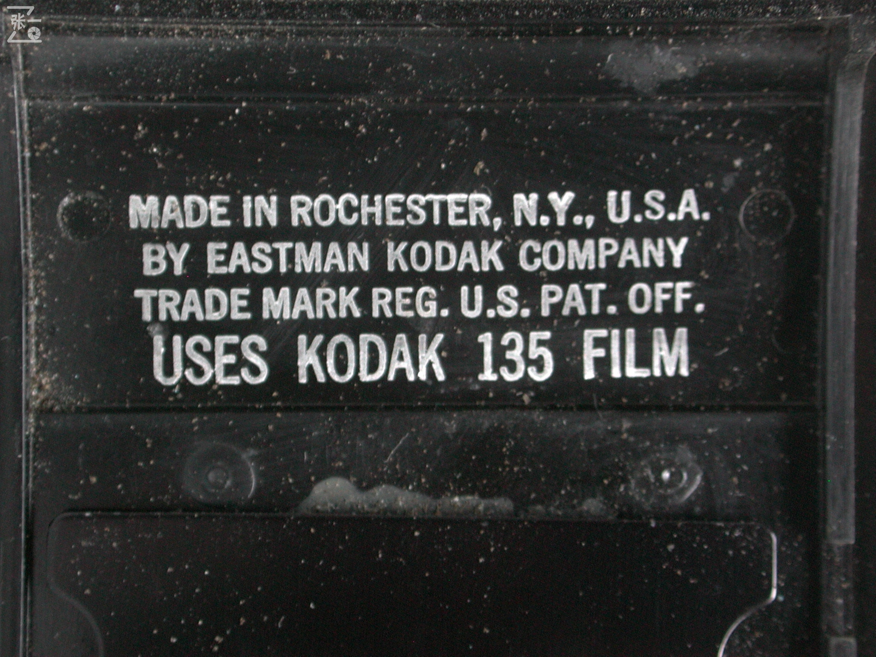 柯达最后一款发条过片的旁轴相机：Kodak Motormatic 35R4