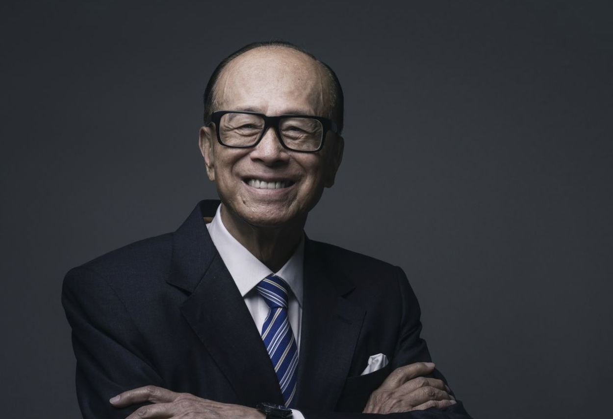 六年融资近330亿，还获李嘉诚、何鸿燊家族青睐，威马靠什么？