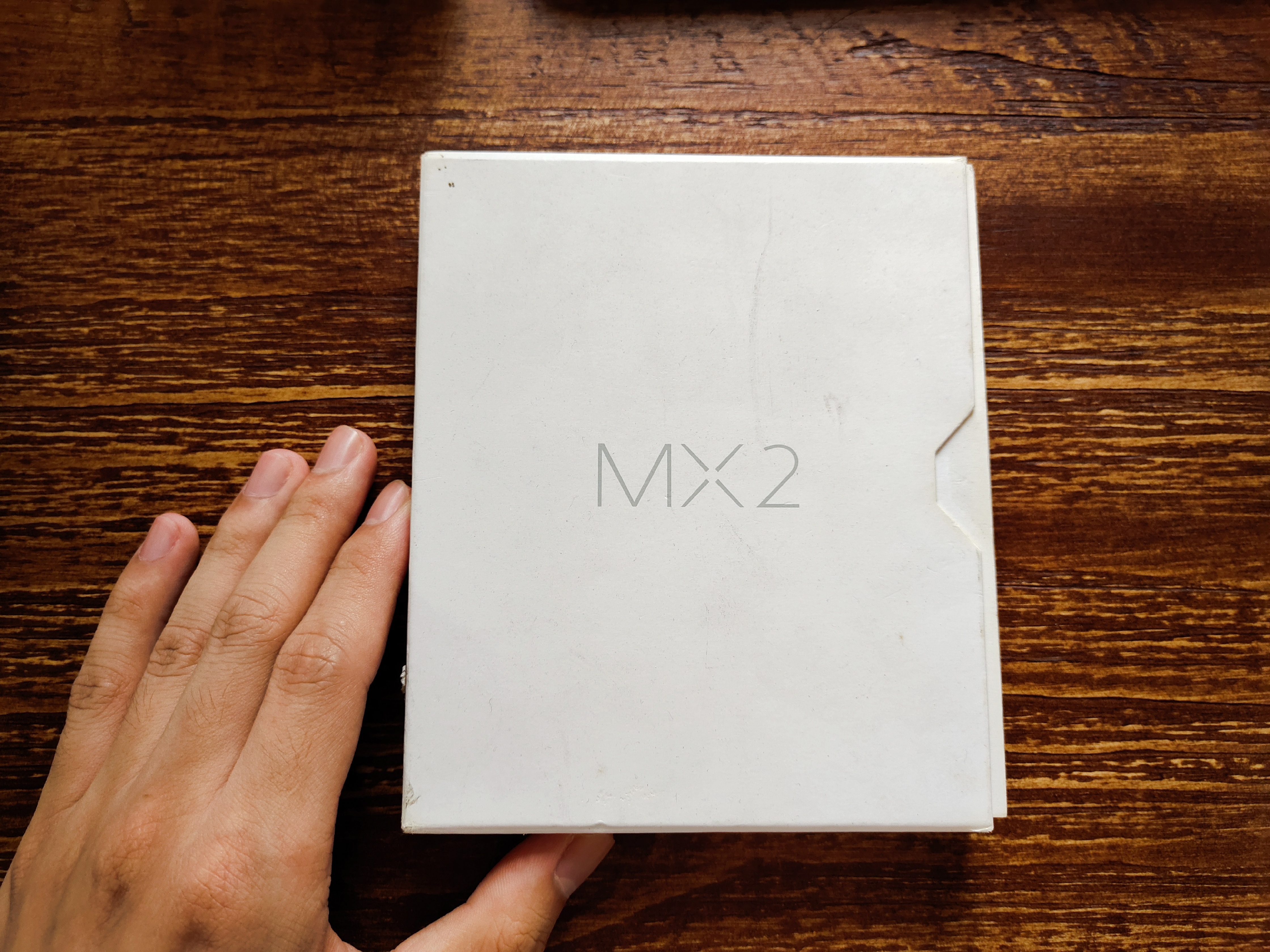 魅族MX2再次开箱，看看国产手机曾经的审美巅峰