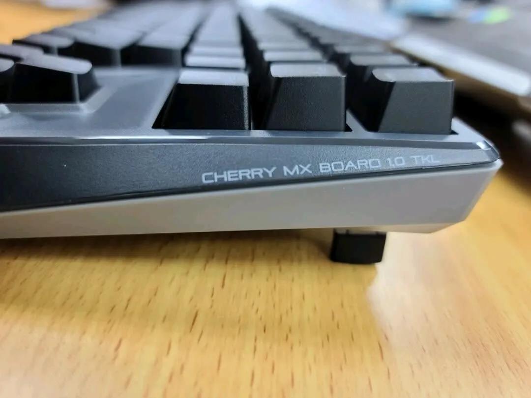 樱桃MX1.0机械键盘推荐