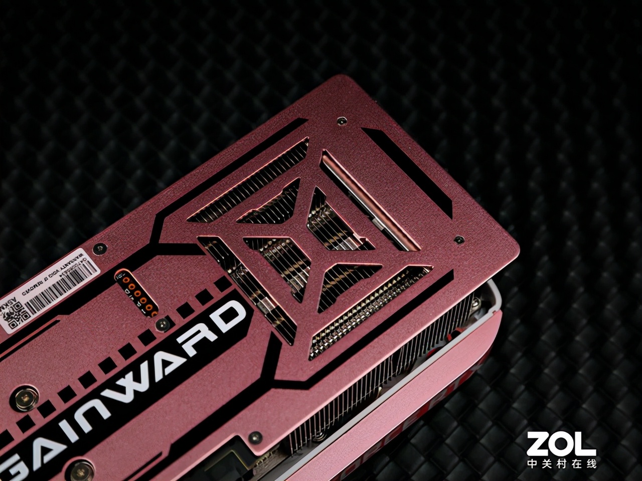 耕升RTX 3070 Ti星极幻姬评测 极限芭比粉