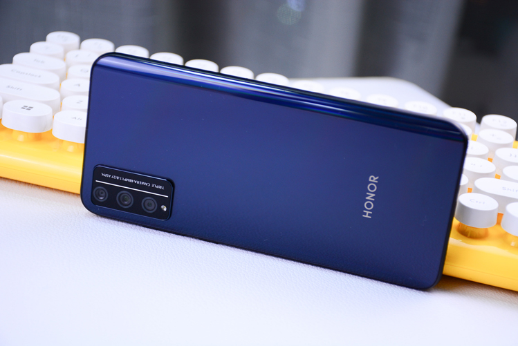 荣耀Play4T Pro评测：口碑炸裂背后，是倾尽所有