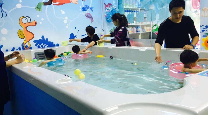 开业免费打动不了顾客，改成花钱买会员，竟然成功做火了新店