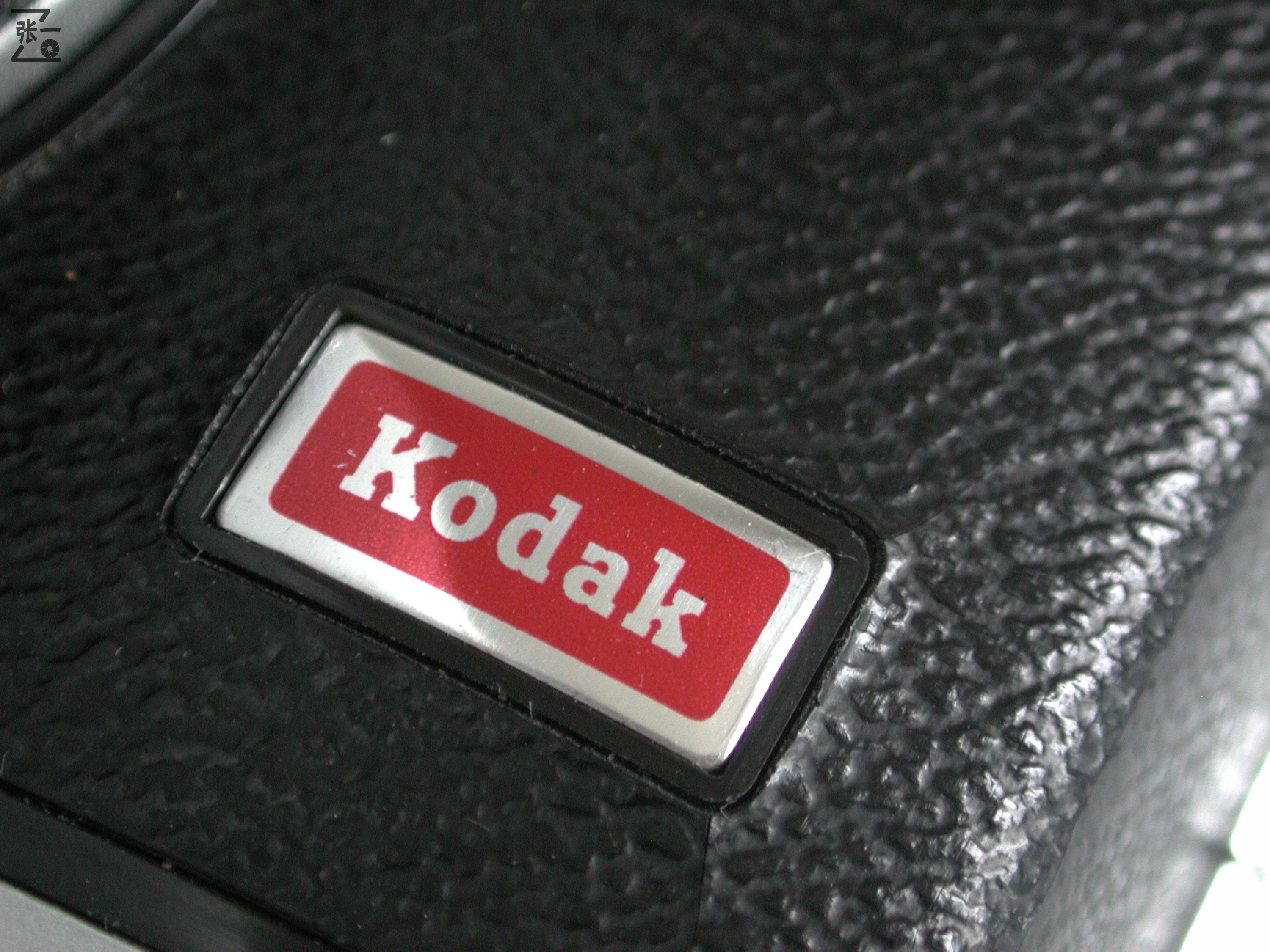 柯达最后一款发条过片的旁轴相机：Kodak Motormatic 35R4