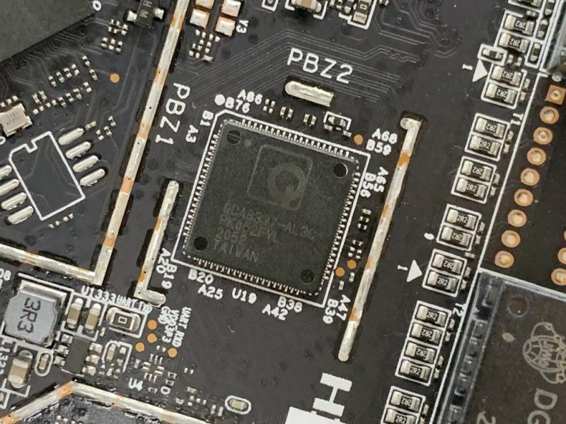 新华三5400Mbps WiFi6路由器拆解：硬件性能过剩了？