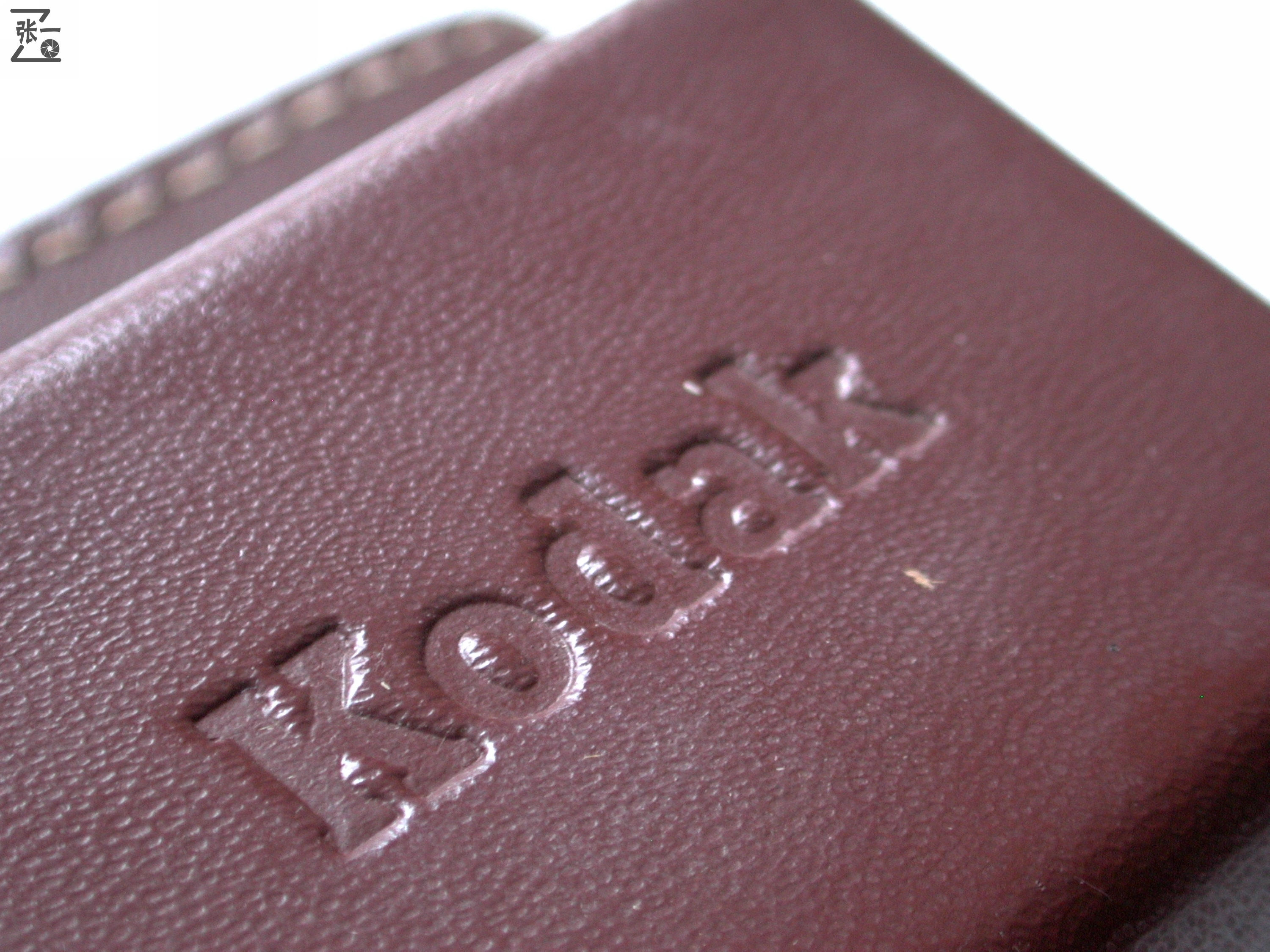 柯达最后一款发条过片的旁轴相机：Kodak Motormatic 35R4