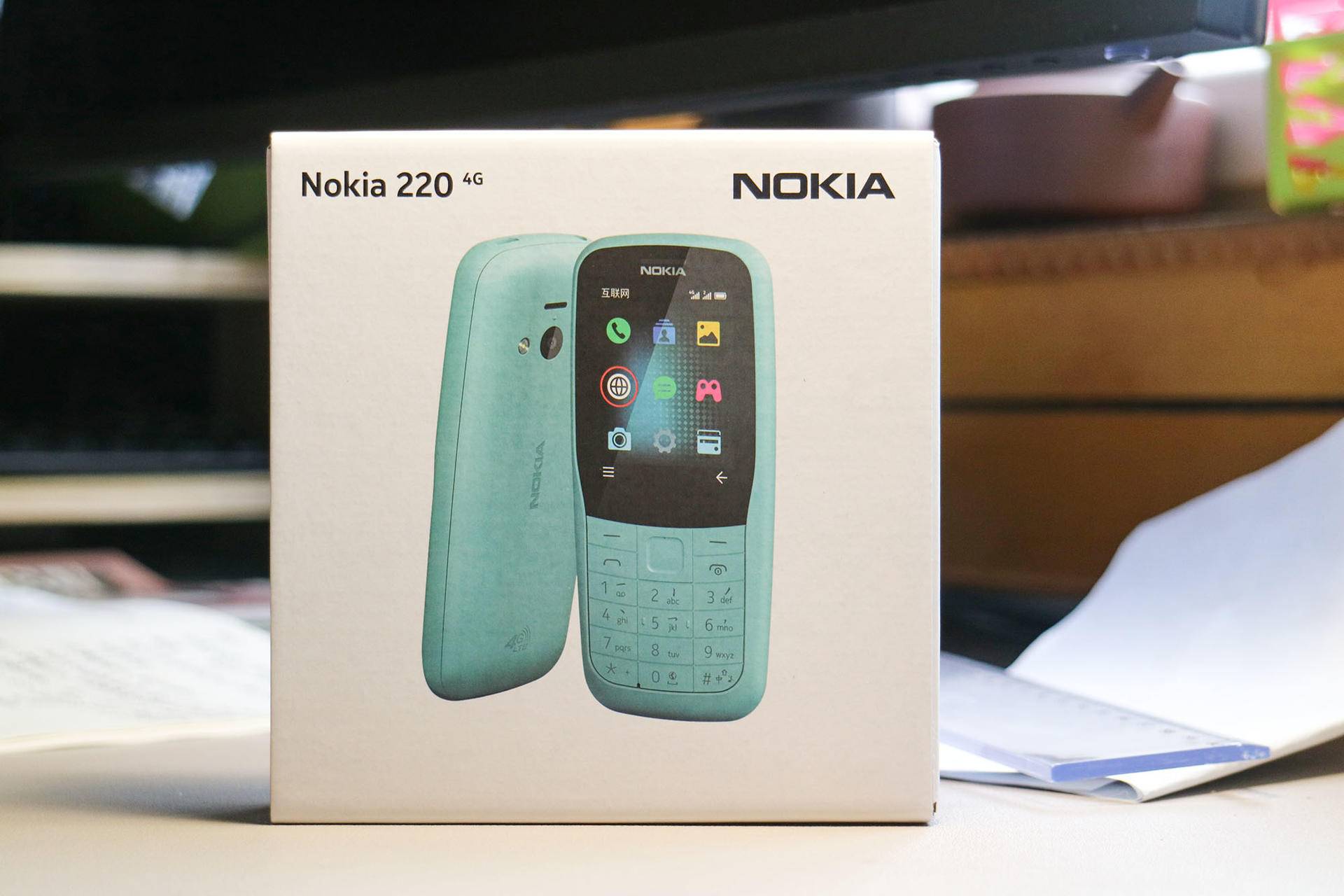 Nokia 220，经典4G功能备用机