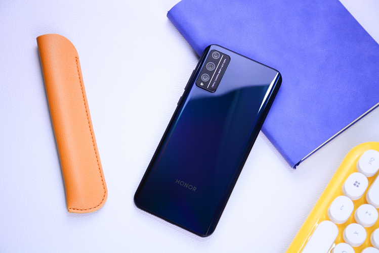 荣耀Play4T Pro评测：口碑炸裂背后，是倾尽所有