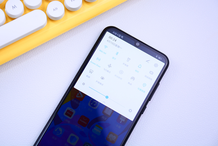 荣耀Play4T Pro评测：口碑炸裂背后，是倾尽所有