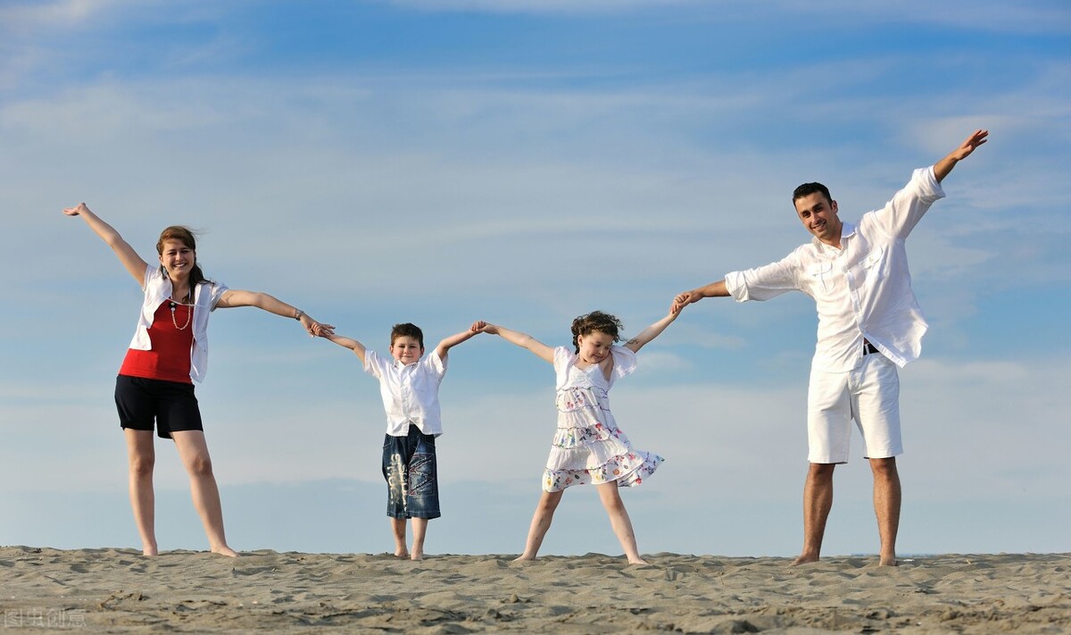 我，95后，放弃工资2150的老师工作，全职画画一年全款买上了车