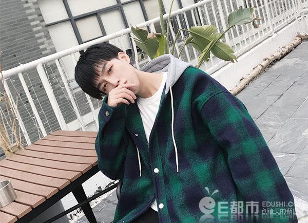 经常玩抖音的朋友们，你们知道抖音十大网红有谁吗？