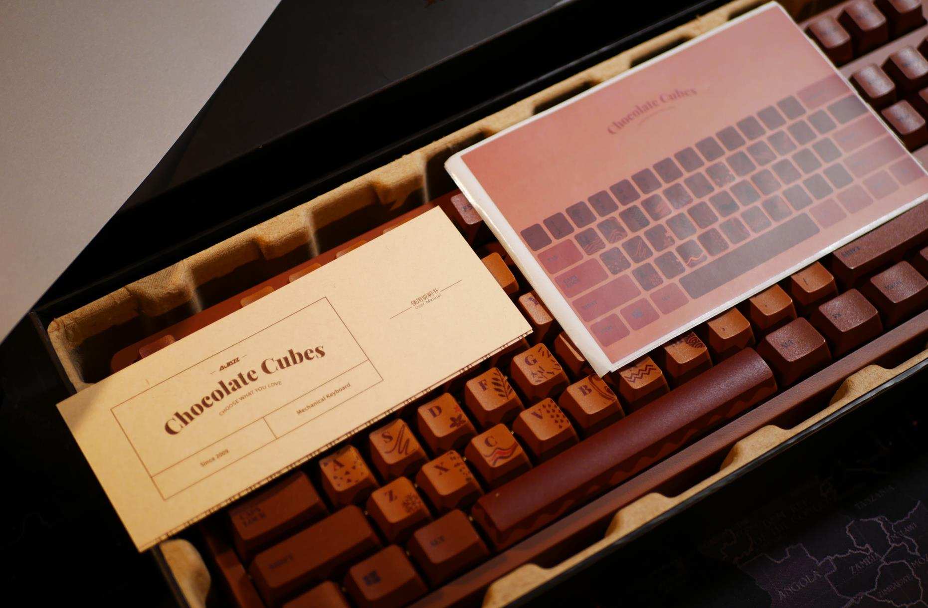 机械键盘中的王者？黑爵巧克力樱桃红轴机械键盘