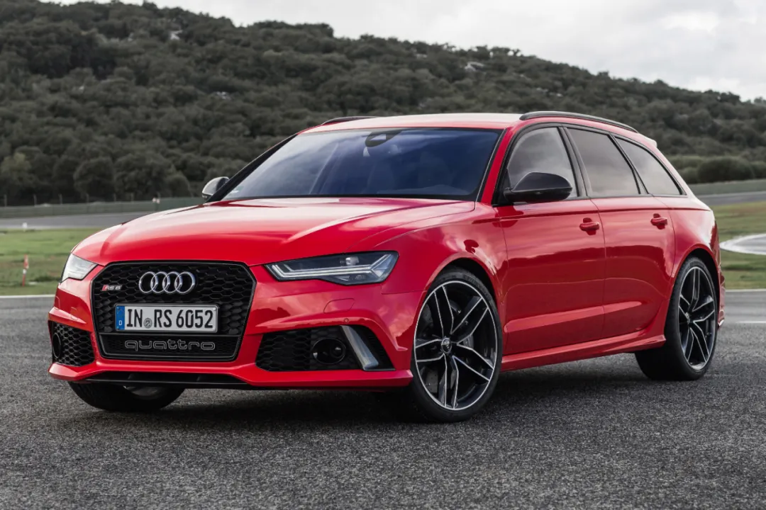 都过表象看本质，奥迪这款车扮猪吃老虎