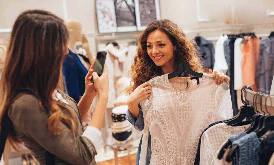 平平无奇的服装店，用一个方案锁定顾客24个月，一年盈利300万