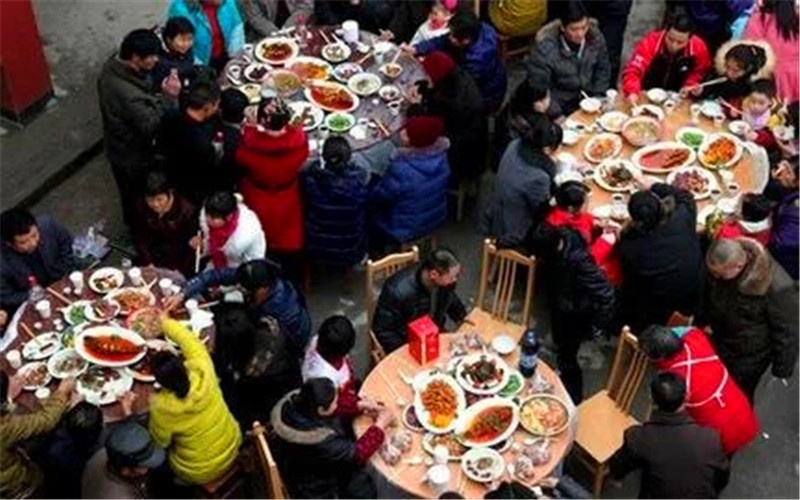 48岁的人返乡创业，2万元的投入，做哪些项目能年收入20万以上？