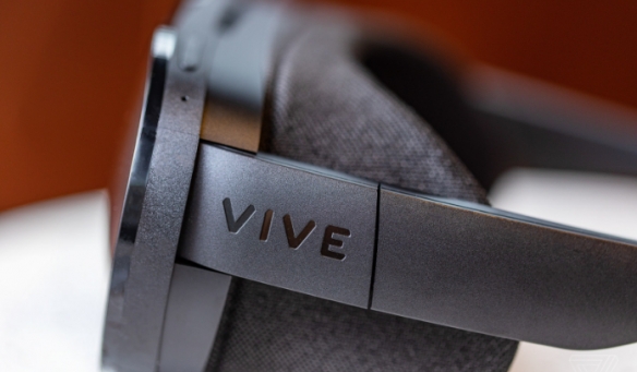 HTC最新轻薄VR设备曝光：Vive Flow 售价500美元