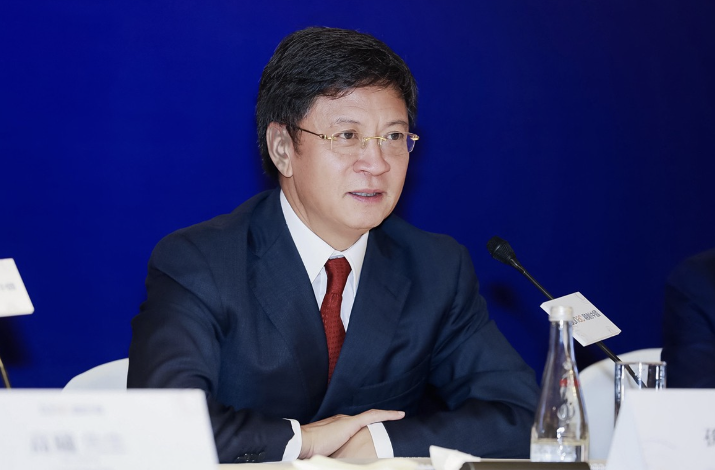 裁员、被减持、三季度净亏超17亿，贝壳上演“绝地大反击”？