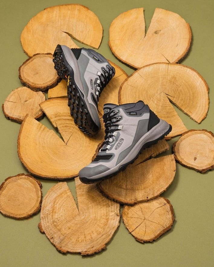 登山鞋推荐，10款功能款式兼备SALOMON、KEEN、HOKA ONE ONE登山鞋