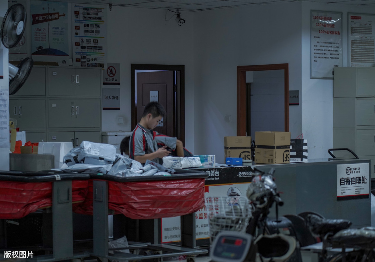 人过中年失业在家，可以从事这五类行业，虽工资低点，但胜在稳定