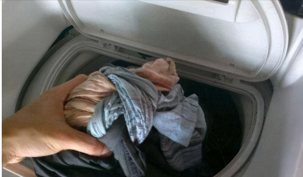 洗衣机深入评析：滚筒PK波轮，谁才是真正的洗衣机之王
