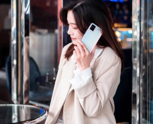 2021年好评最高的手机：魅族、华为榜上有名，跟着买就对了