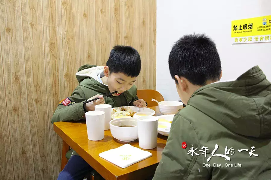 四年素食生活，80后小伙儿开创与众不同的事业｜永年人的一天51期