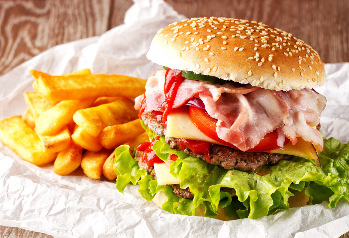 无餐饮经验，如何快速开一家汉堡炸鸡店？