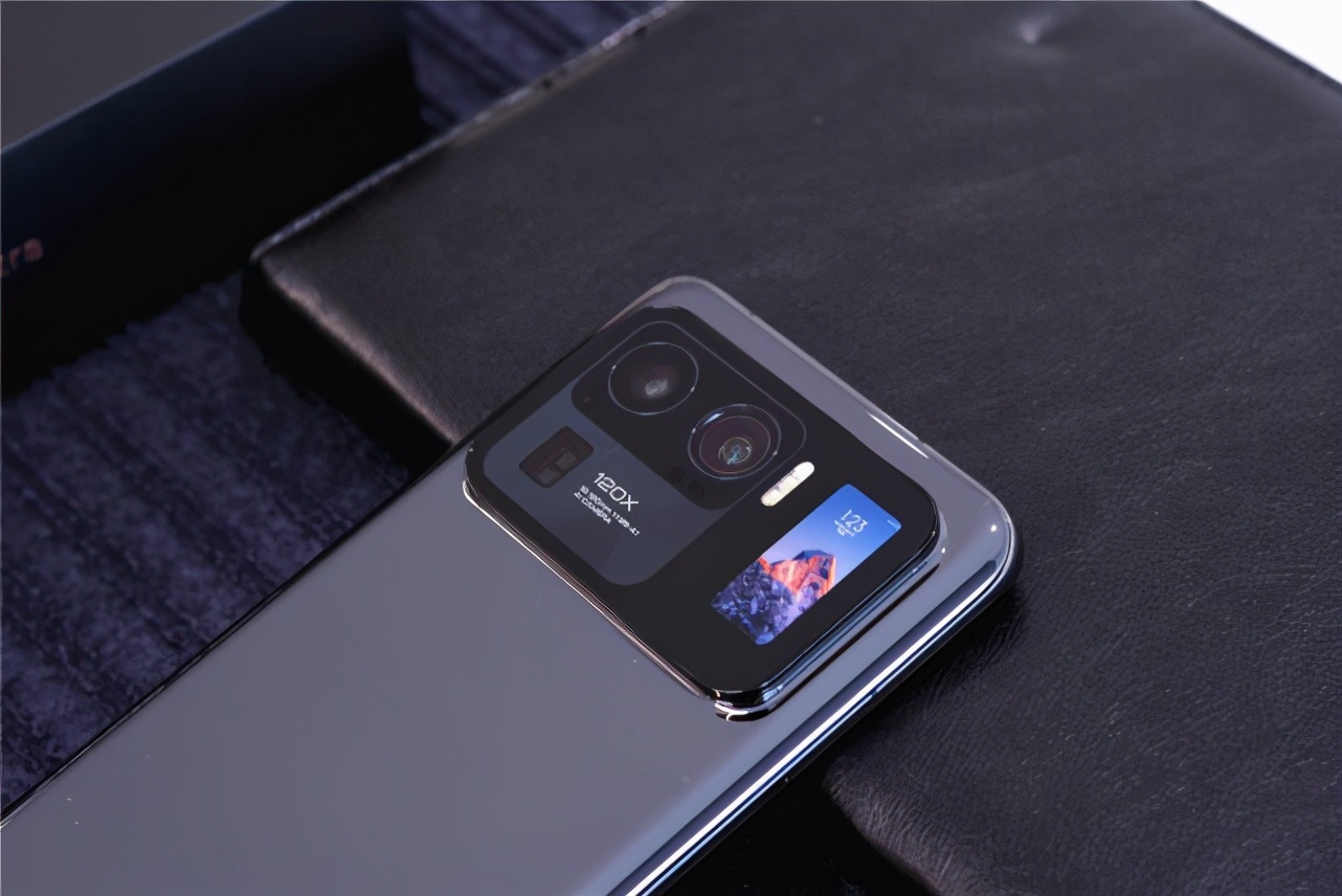 手机拍照爱好者看过来，2021年拍照性能最强4款手机，序号即排名