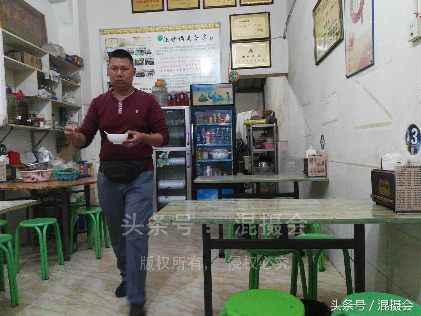 24小时熬制高汤，3小时慢煨的大凉山砂锅饭让广东煲仔也甘拜下风