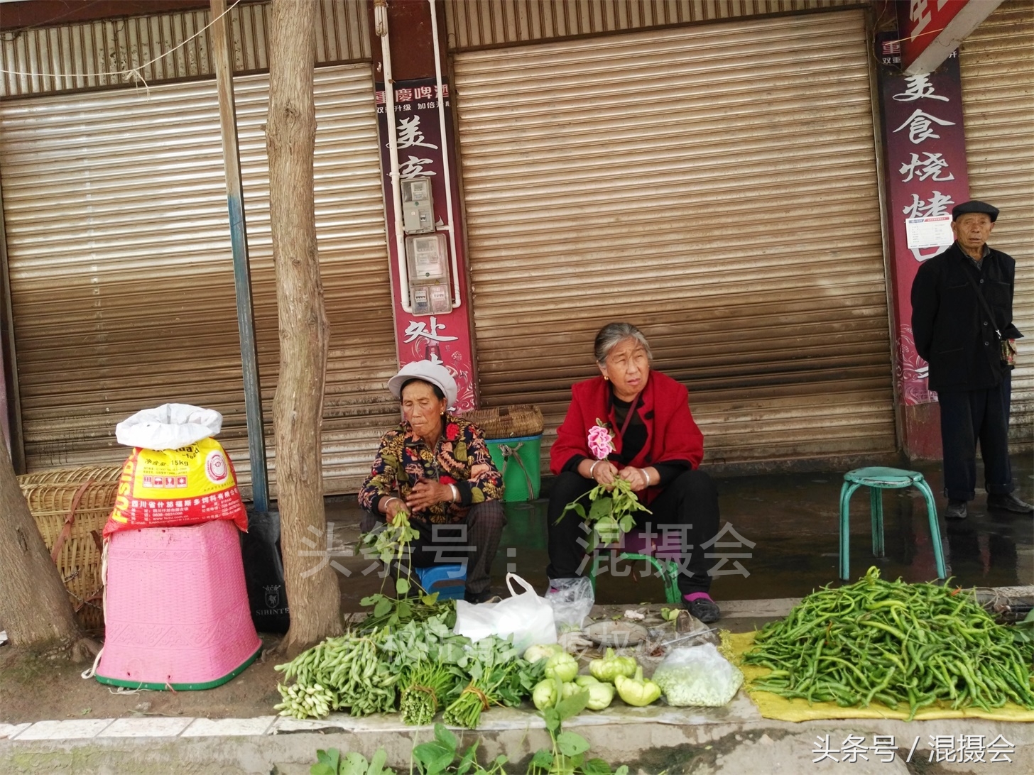 24小时熬制高汤，3小时慢煨的大凉山砂锅饭让广东煲仔也甘拜下风