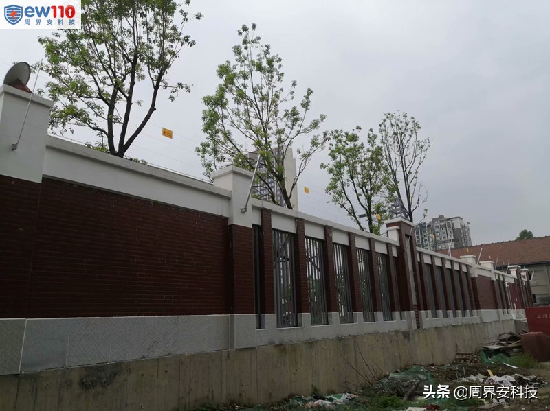 学校电子围栏什么样子图片？