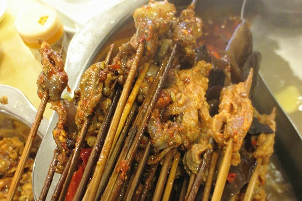 火爆榕城的正宗重庆串串香