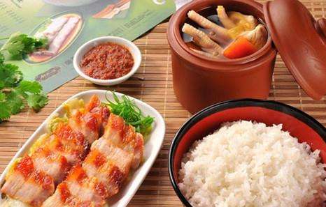 烂大街的瓦罐快餐目前还赚钱吗，看日赚1千的他是怎么说的？