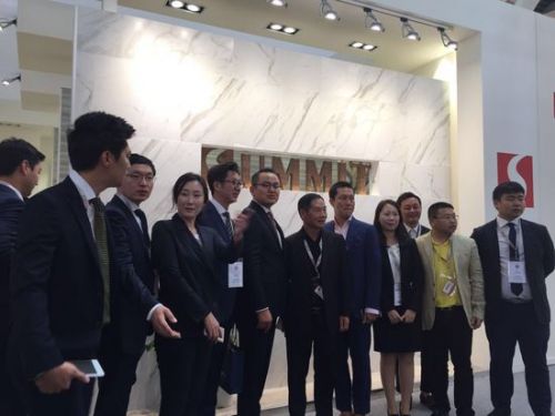 新明珠旗下品牌萨米特登陆意大利博洛尼亚展