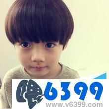 怎么样使用美图秀秀抠图笔把自己的头像移到移到别人身上？