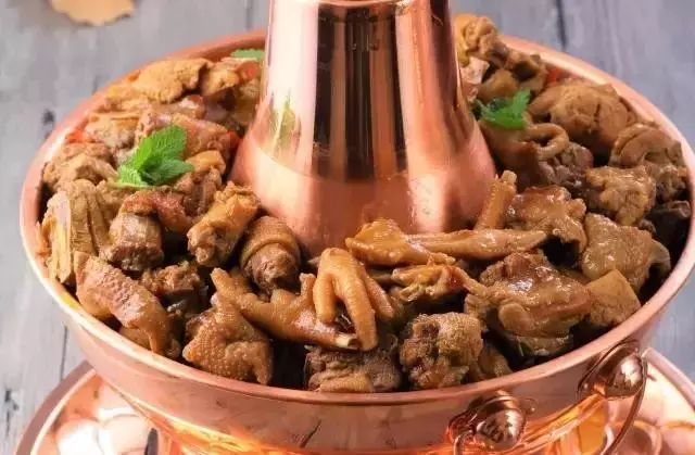 秦皇岛餐饮传奇，北龍牛蛙火锅！