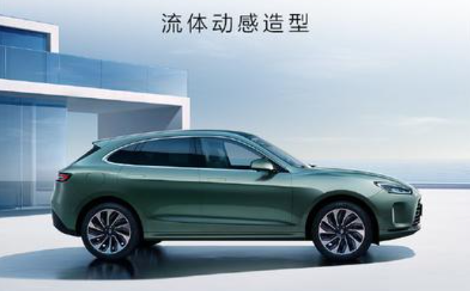 续航超1200公里 华为首款鸿蒙汽车AITO问界M5发布 预售25万元起