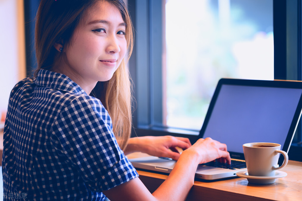 我，90后女研究生，代购8年月入5万，买了100万的宝马130平的房子