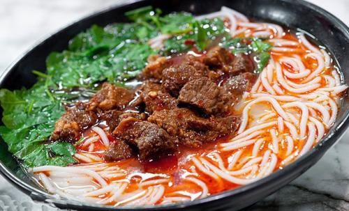 过桥米线加盟注意事项：考察品牌实力，是创业的第一步