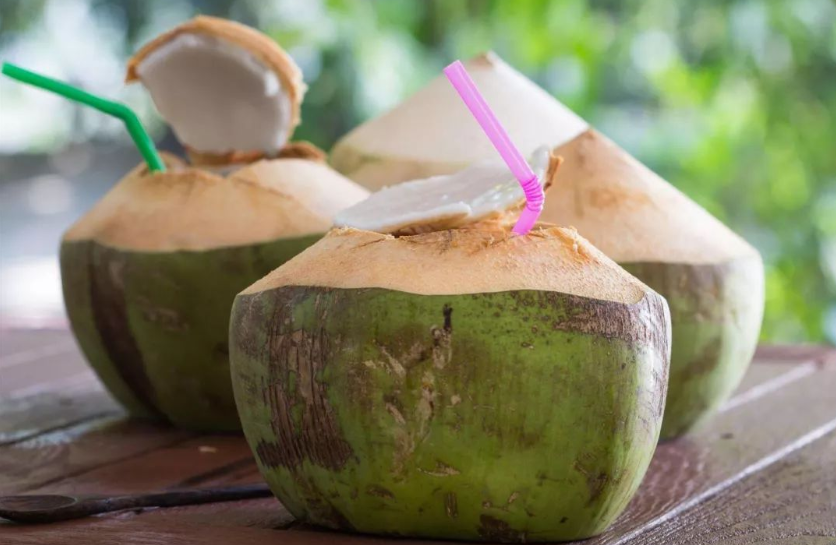 媲美茅台的国产饮料，椰树椰汁1年卖出40亿，到底啥魅力？