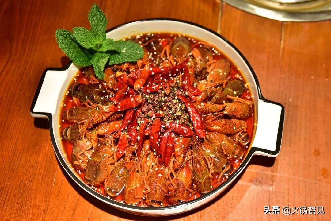 毛肚界后起之秀，与巴奴错位竞争，三年开店130+