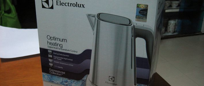 Electrolux 伊莱克斯 EEK7804S 可调温电热水壶