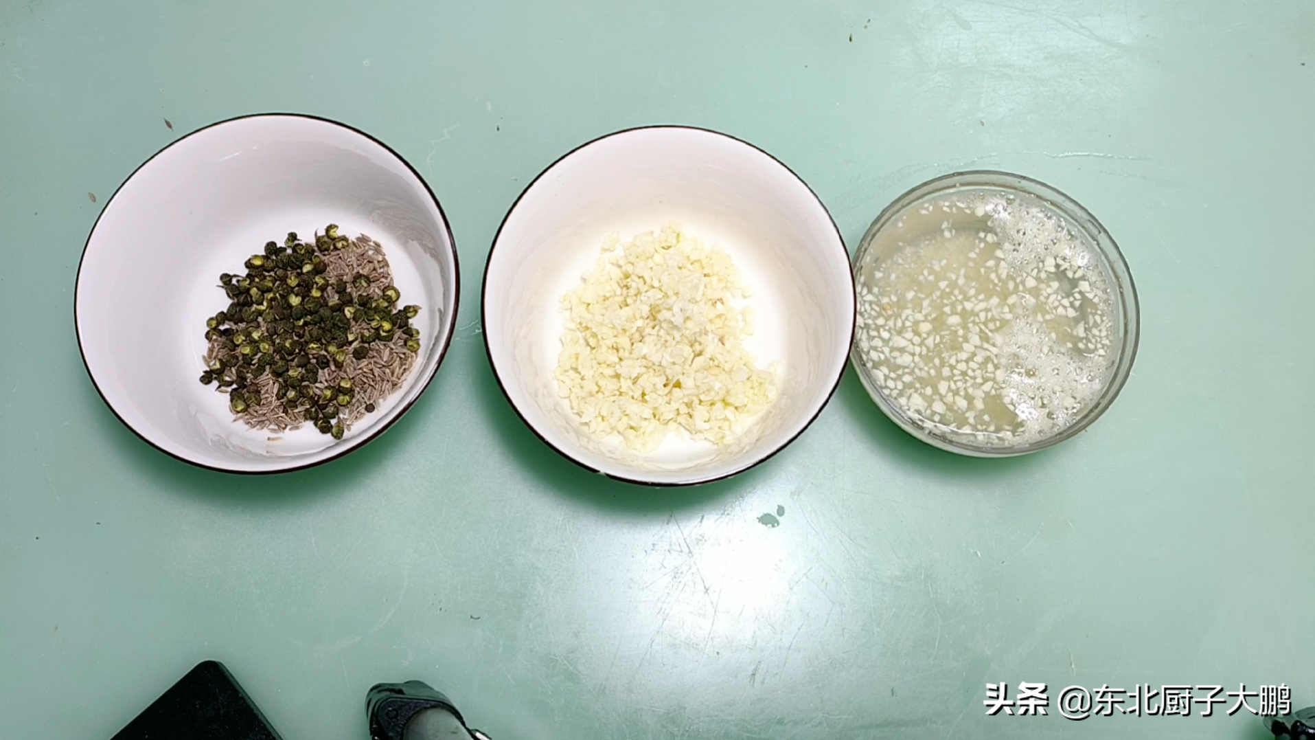 《麻辣拌》家庭配方，麻，辣，鲜，香，吃一顿过瘾